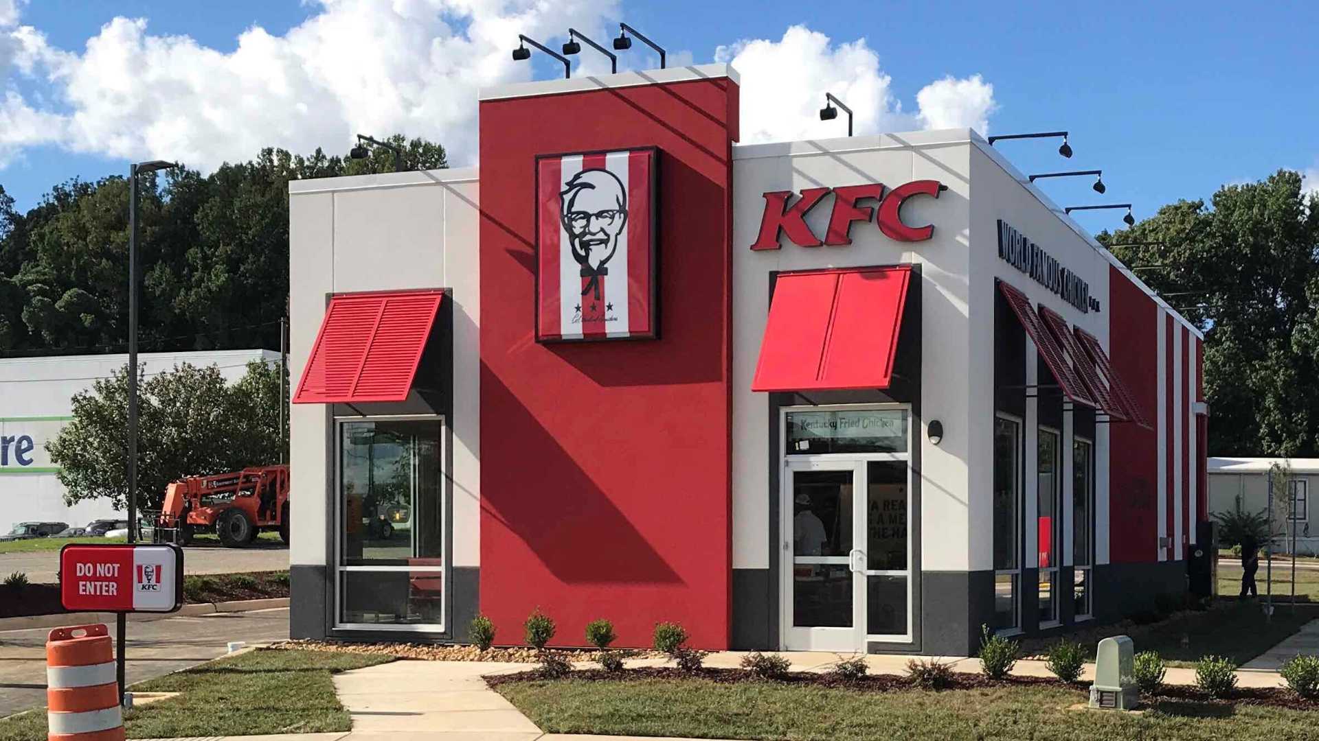 Ground-up EBCO construction of a 1,803 SF KFC restaurant in Greensboro, NC, completed in 2019 with strong cost control and brand alignment.